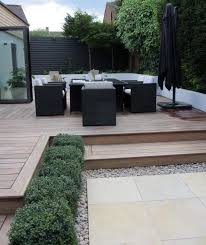 I Like This Clean Look Of The Split Level Deck Modern Split Level Small Backyard Decks Sloped Garden Patio Deck Designs