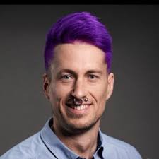 Caroline Ragan (@LumoseMarket)