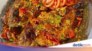 Paduan beberapa bahan bahan menjadikan resep asam pedas ikan bawal ini cocok disantap dengan nasi hangat. Masak Masak Ikan Bawal Bakar Spesial