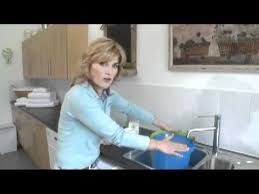 Anthea Turner The Perfect Housewife Gives Practical And Useful Housekeeping Tips That Work Housekeeping Tips Clean House Housekeeping