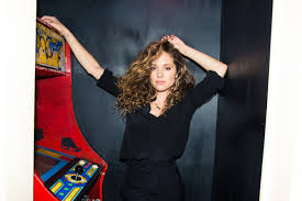 The Deuce S Margarita Levieva Used To Be A Wu Tang Clan Groupie Celebs Wu Tang Clan Curly Hair Styles