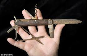 Lawrence of arabia is a historical epic film directed by david lean, about british officer t.e. Pin On Knives