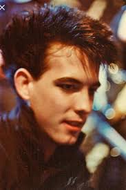 The pair is reportedly discussing summer plans. an insider told people magazine on friday that they want to spend as much time together as. Rob Delaney On Twitter Young Robert Smith Or Present Day Ben Affleck