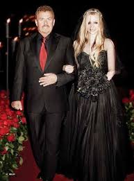 23 elegant black wedding dresses for every bridal style. Wedding Gowns Newton Strauss