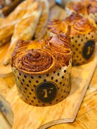 Boulangerie Feuillette La Chaussee Saint Victor 7 B Route Nationale Menu Prix Restaurant Avis Tripadvisor