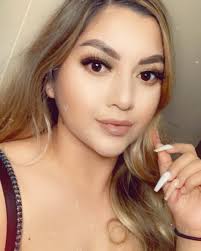 𝑱𝒆𝒏𝒏𝒚 𝑽𝒆𝒍𝒆𝒛 (@jennyxoglam_) • Instagram photos and videos