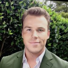 🎊🌟 Excited to announce that I've recently joined Security Financial Bank  as a Recruiting and Training Specialist! 🌟🎊 Transitioning into this role  marks the beginning of an exciting chapter -…