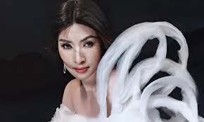 Nguyễn Hồng Nhung làm mẹ bỉm sữa