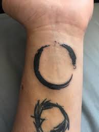 It is also known to represent the japanese aesthetic in itself. Enso Circle By Laurence Ney Black Anvil Cleethorpes Tattoos