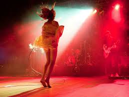 Bird Song Florence And The Machine Meaning 9 Brilliant Florence The Machine Songs You May Not Have Heard Gigwise