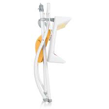 Double safety lock that prevents the baby rolling off the changing mat. Brevi Lindo Bath Changing Station 3 Rabbits