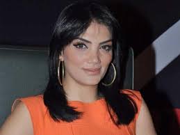 كشفت الفنانة حورية فرغلي، عن نجاح ال4 عمليات التي أجرتها في الأنف بالولايات المتحدة الأمريكية، ومقرر لها العودة الأحد المقبل إلى مصر. Ø¬Ø±ÙŠØ¯Ø© Ø§Ù„Ø¬Ø±ÙŠØ¯Ø© Ø§Ù„ÙƒÙˆÙŠØªÙŠØ© Ø­ÙˆØ±ÙŠØ© ÙØ±ØºÙ„ÙŠ ØªØ¬Ø±ÙŠ Ø¹Ù…Ù„ÙŠØ© Ø«Ø§Ù„Ø«Ø© Ø¨Ø£Ù†ÙÙ‡Ø§ Ø§Ù„ÙŠÙˆÙ…