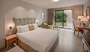 The higher the sofa is, the higher the coffee table can be. Average Guest Bedroom Size Images Atmosphere Ideas Bathroom In Us Master Square Feet Dimensions Standard Plans Typical Apppie Org