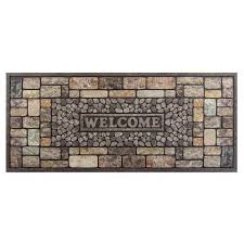 These indoor and outdoor mats are durable and textured, making it easy to wipe dirt from the bottom of your shoes. 15 Best Front Door Mats For 2019 Welcome Mats For Your Entryway