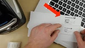 Kaufen sie das porto für postkarten, standardbriefe, kompaktbriefe und großbriefe innerhalb deutschlands als mobile briefmarke (code auf den umschlag oder postkarte schreiben) oder internetmarke (marke zu hause ausdrucken und aufkleben) bargeldlos in der app. Dymo 450 Internetmarke Drucken Briefe Online Frankieren Efiliale Anleitung Briefmarken Youtube