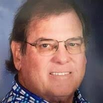 Ken Dowling's Instagram, Twitter & Facebook