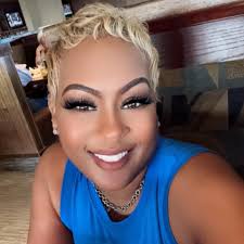 Lordy Lordy look who reached 40! Y'all stop scrolling and wish my crazy  sister a happy bday! Ily chick#idonotowncopyrightstomusic