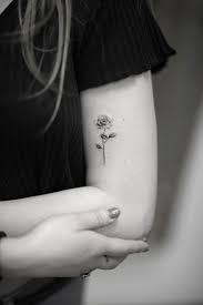 Rose Tattoo By Alessandro Capozzi In Aureo Roma Tattoo Gallery Single Needle Tattoo Tattoos Tattoos Gallery