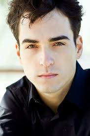 L'attore Zicarelli tra cinema e televisione al Barone Rampante con un nuovo  corso di teatro