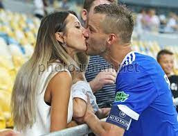 This is what many cuck husbands want to see getting done to their wives while they watch when your wife comes home from her night out, and asks you for oral #cuckold pic.twitter.com/9dfmyatttm. Photo Andriy Yarmolenko His Wife Inna Unian