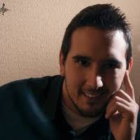 20+ perfiles de «Daniel Risco»