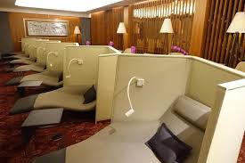 Bayar Satu Juta Pria Ini Dapat Kursi First Class Seharga Hampir 100 Juta Kok Bisa Salah satu tipe pesawat yang banyak dicari penumpang adalah biaya pesawat terbang pergi pulang (pp) yang murah tapi fasilitas lengkap dan nyaman utnuk perorangan maupun sekeluarga. kursi first class seharga hampir