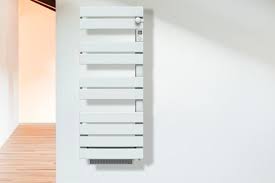 Attention cependant à ce que sa protection électrique reste dans les normes : Prix D Un Seche Serviette Cout Moyen Tarif Pose Guide Mars 2021