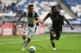 En la parte complementaria, el columbus crew adelantó las líneas para tratar de descontar en el marcador. 5cbl1z4 Nekljm
