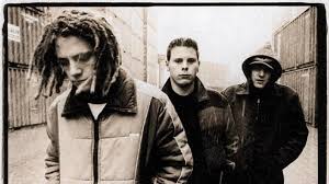 Die band veröffentlichte auf der originalversion des albums 14 tracks unter denen sich. Ruhmeshalle Fettes Brot Aussen Top Hits Innen Geschmack Ruhmeshalle Musik Puls