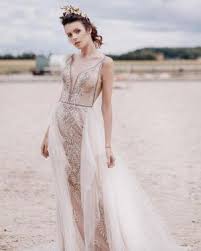 Check spelling or type a new query. Rara Avis Couture Aus Weissrussland White And Night