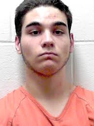 18-year-old charged with stealing car, robbing Lewiston gas station