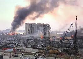 عاشت العاصمة اللبنانية نكبة حقيقية أمس إثر تفجير غامض الأسباب حصل في مرفأ بيروت، وسُمع صداه في قبرص والدول المجاورة، موقعاً عشرات القتلى وآلاف الجرحى، ومحدثاً دماراً هائلاً في محيط المرفأ وبعمق خمسة كيلومترات داخل. Ø§ÙÙØ¬Ø§Ø± Ø¨ÙØ±ÙØª ØªØ¯Ø§Ø¹ÙØ§ØªÙ ÙØ§ØªØ¬Ø§ÙØ§Øª ØªØ·ÙØ± Ø§ÙÙØ¶Ø¹ Ø§ÙÙØ¨ÙØ§ÙÙ Ø­Ø²Ø¨ Ø§ÙØ´Ø¹Ø¨ Ø§ÙØ¯ÙÙÙØ±Ø§Ø·Ù Ø§ÙØ³ÙØ±Ù