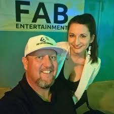 Let the Red River smack talk begin 😏 Which school has the better fan base:  Texas Football or Oklahoma Football?