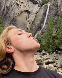 I am (@robbie.payne) • Instagram photos and videos