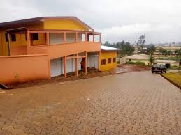 Université Dschang on Twitter: "Voici le bâtiment qui abritera désormais  l'Ecole Doctorale de l'Université de Dschang. Il vient d'être réceptionné  par Jacob Sindze, Président du Conseil d' Administration de la Fondation  Université