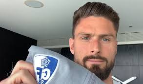 He had been a football lover ever since he was a kid and the credit goes to his older brother, romain, who played football for local clubs. Olivier Giroud Nassim Akrour Ils Apportent Leur Soutien En Video Au Gf38 Contre Toulouse Actu Grenoble