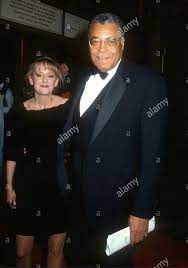 Actor James Earl Jones And Wife Cecilia 1991 Actors Classic Hollywood Actors Actresses