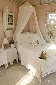 Idee Fai Da Te Per Arredare La Camera Da Letto In Stile Shabby Chic Camere Da Letto Shabby Chic Camera Da Letto Shabby Chic Arredamento