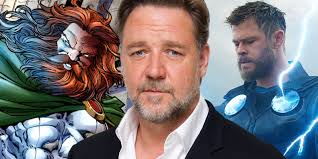 Russel crowe da vida en 'la voz más alta' a roger ailes, fundador de fox news, cuya carrera terminó tras denuncias por abusos. Russell Crowe Confirms He S Playing Zeus In Love Thunder Geeky Craze