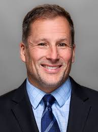 Ross Crampton's Instagram, Twitter & Facebook