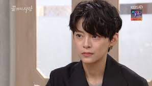 레진코믹스에 '숏컷'을 연재하는 이슬아의 숏컷 이야기 2. ê°™ì€ ì‚¬ëžŒì´ë¼ê³  ê¸ˆë°œ ìˆì»·í•˜ê³  ë¯¸ëª¨ ì „ì„±ê¸° ì˜¨ ë°°ìš° Jpg 1boon