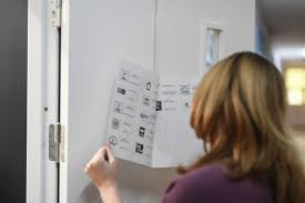 Aproape 10 milioane de romani au votat. Alegeri PrezidenÈ›iale 2019 Peste 8 6 Milioane De Oameni Au Votat In È›arÄƒ