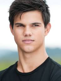 Taylor lautner straight messy dark hair. Looking For Cool Taylor Lautner Haircut 2017 Well Look No Further This Medium Hairstyles Perfect For You Taylor Lautner Jacob Black Jacob Black Twilight