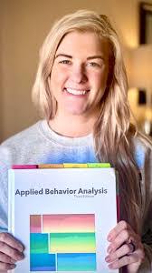 Julie Summerfield's Instagram, Twitter & Facebook