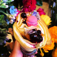 可愛すぎて震える ブーケ みたいなクレープが人気 今年の重要スイーツ店 tajimaji gourmet biz グルメビズ クレープ スイーツ ガレット