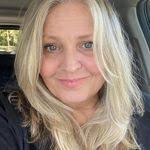 Lisa Zambito's Instagram, Twitter & Facebook