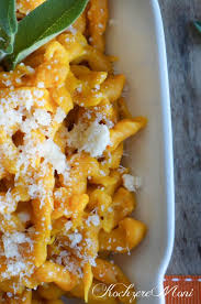 Kasespatzle Mal Anders Kurbisspatzle Mit Salbeibutter Und Parmesan Kurbisspatzle Rezepte Hauptmahlzeit