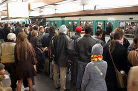 1 2 3 in 2015, the gare du nord saw an excess of 700,000 passengers. Ratp And Sncf Strike Metro Rer Bus Traffic Forecasts For This Tuesday In Ile De France Archyde