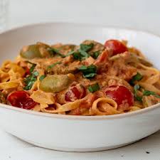 Pasta Met Ansjovis En Tomaat Mascarponesaus Pasta Tomaat Basilicum Kerstomaatjes