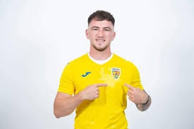 Dusan uhrin jr a trimis in teren in prima repriza urmatoarea echipa: Deian Sorescu Despre Momentele Petrecute La NaÈ›ionalÄƒ Doar Dinamo